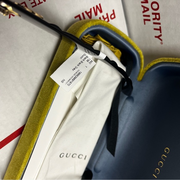 GUCCI MATELASSE 0809S Sunglasses - Picture 4 of 12